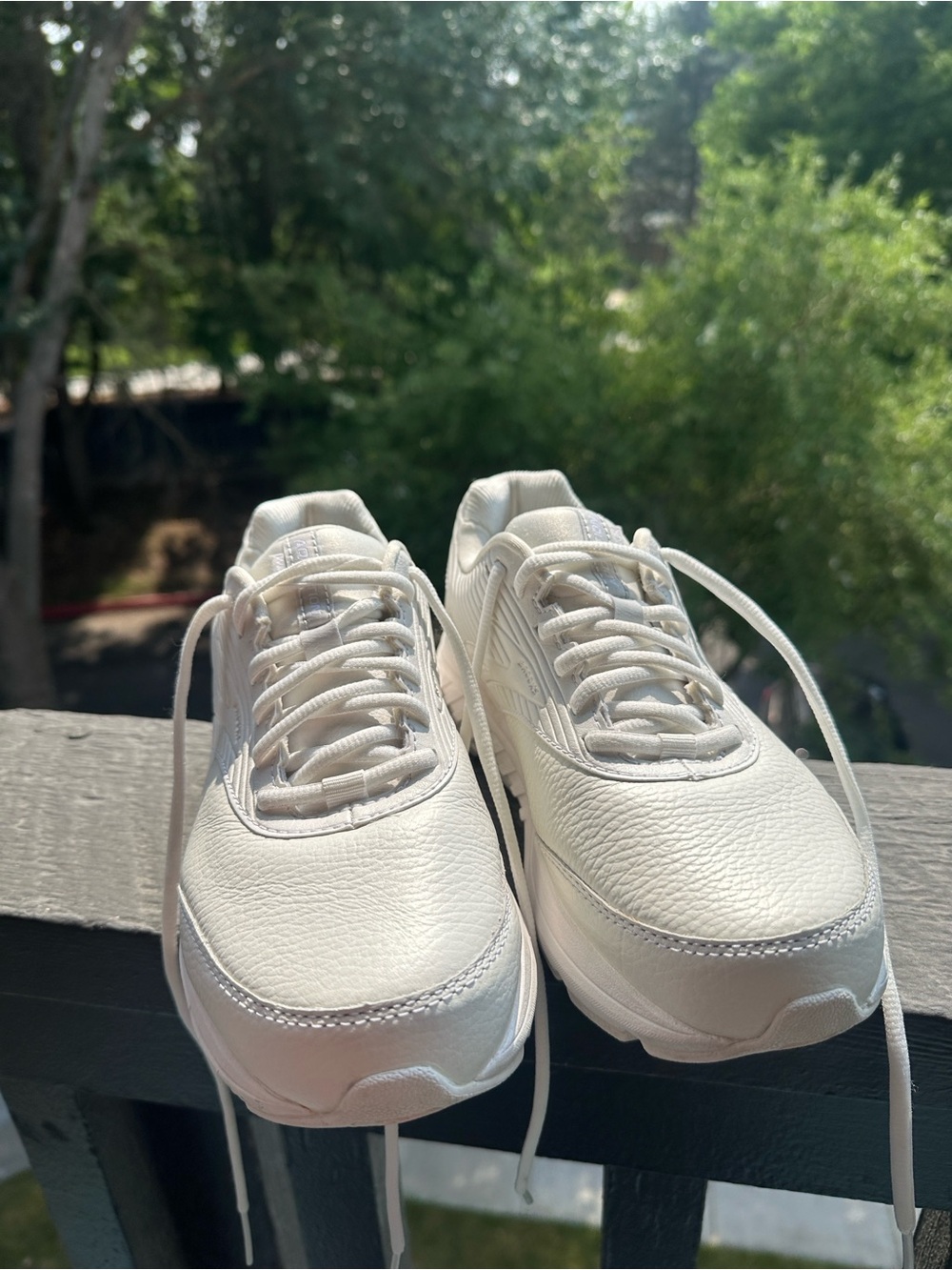 Women’s Brooks Addiction Walker 2 8.5